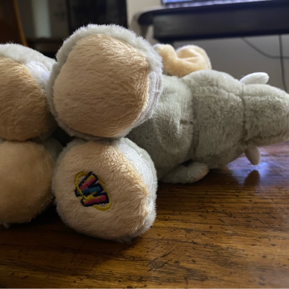 Elephant Webkin - Picture 3 of 3
